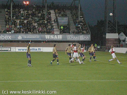 Ottelu p&auml;&auml;see vihdoinkin k&auml;yntiin