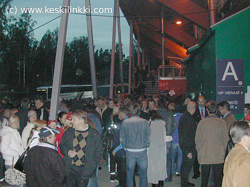 Yleis&ouml;&auml; puoliajalla