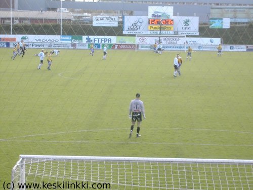 HJK:n maalivahti tarkkana