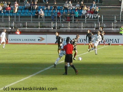 Toinen puoliaika alkaa